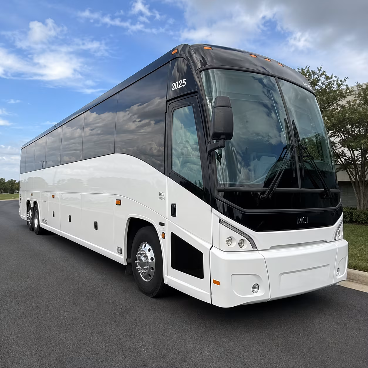 lafayette long distance charter bus prices